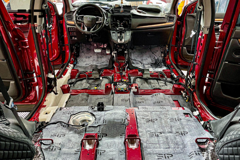 Nguồn ồn từ hệ thống làm mát và làm nóng gây khó chịu, mất tập trung