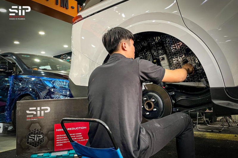 Cách âm chống ồn ô tô vị trí hốc bánh xe ngoài