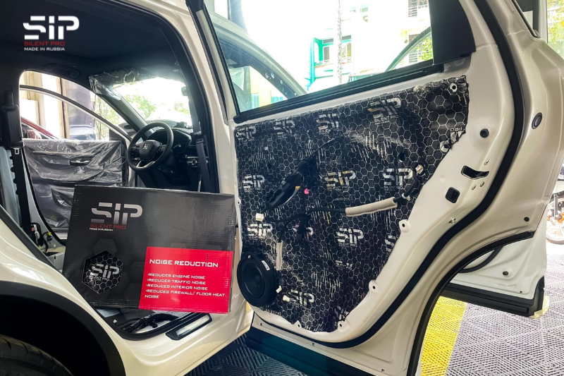 Chú ý đến khoảng cách giữa loa và vật liệu cách âm