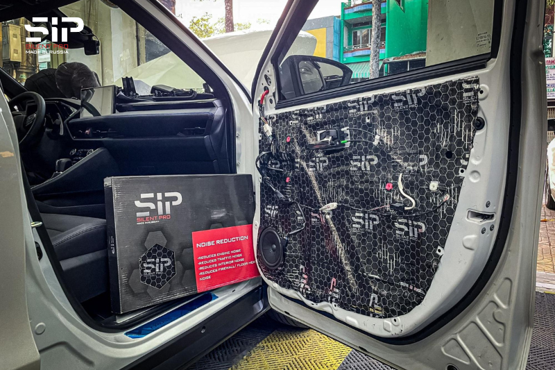 Dán cách âm ô tô là gì?