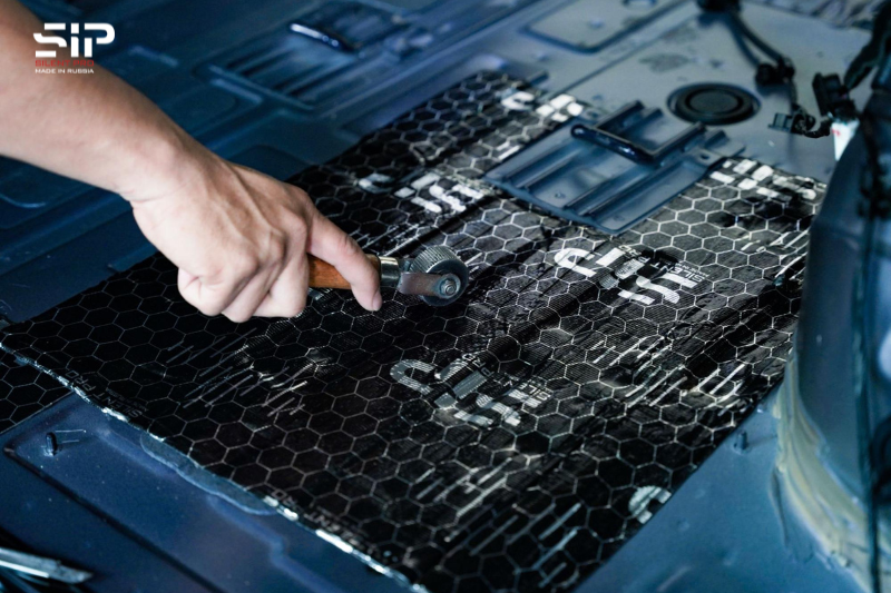 Dụng cụ dán cách âm chống ồn ô tô chuyên dụng