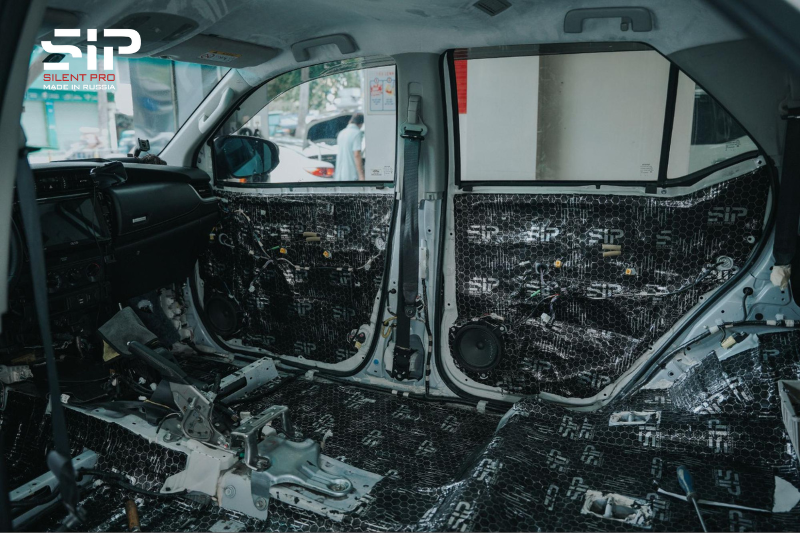 Có nên dán cách âm SIP xe ô tô tại Bạc Liêu không?