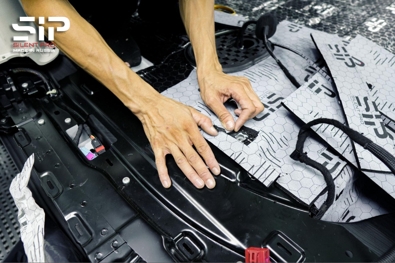 Dán tiêu âm giúp triệt tiêu tiếng ồn hiệu quả cho xế yêu