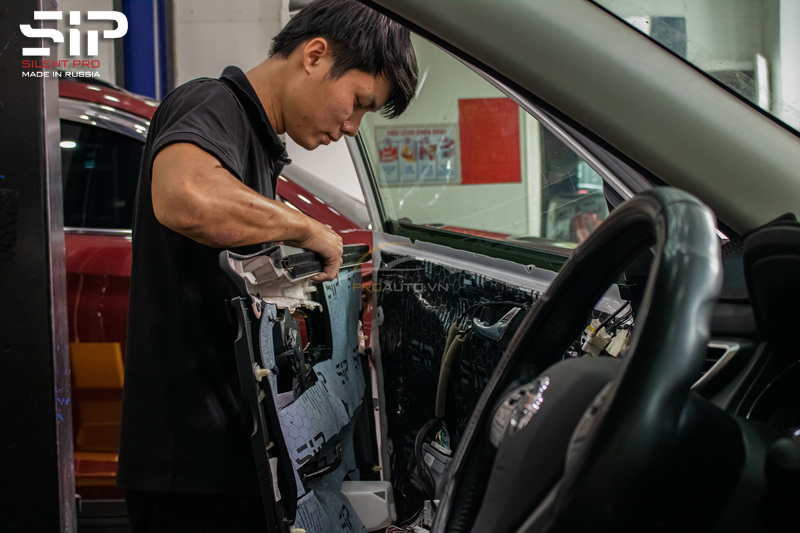 Lưu ý cần biết khi dán vật liệu tiêu âm Silent Pro F6 cho ô tô