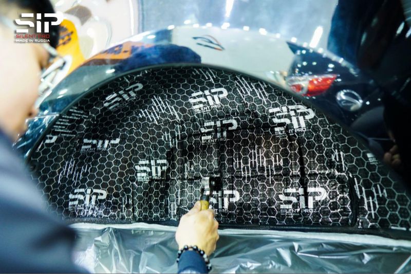 Cách âm vị trí 4 hốc bánh xe 