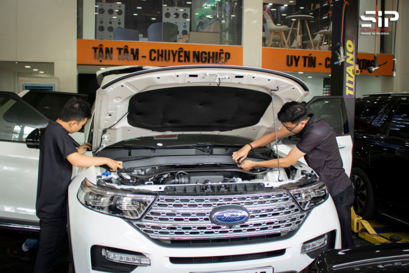 Chủ xe chọn khoang máy để cách âm SIP xe ô tô tại Kom Tum