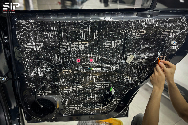 Cách âm SIP xe ô tô tại Vĩnh Long vị trí cửa xe ô tô