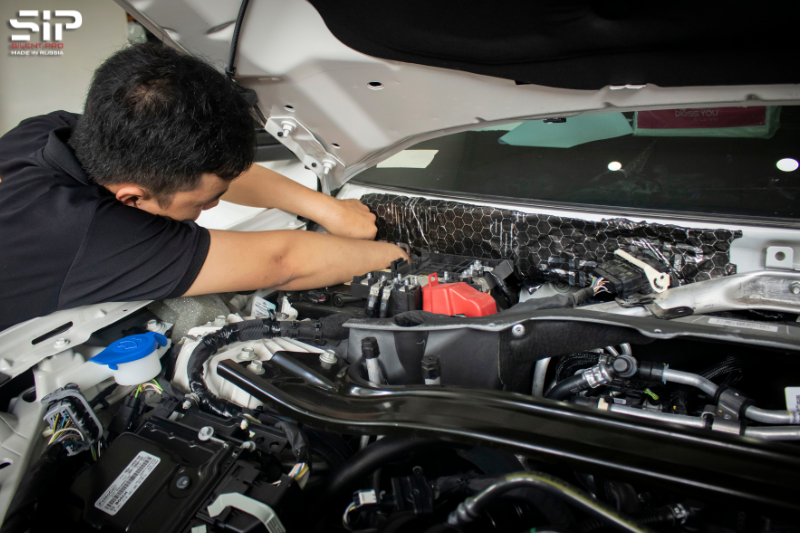 Cách âm SIP xe ô tô tại Quảng Ngãi vị trí khoang máy