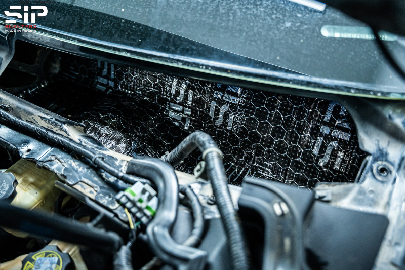 Cách âm SIP xe ô tô tại Thanh Hóa khu vực khoang máy